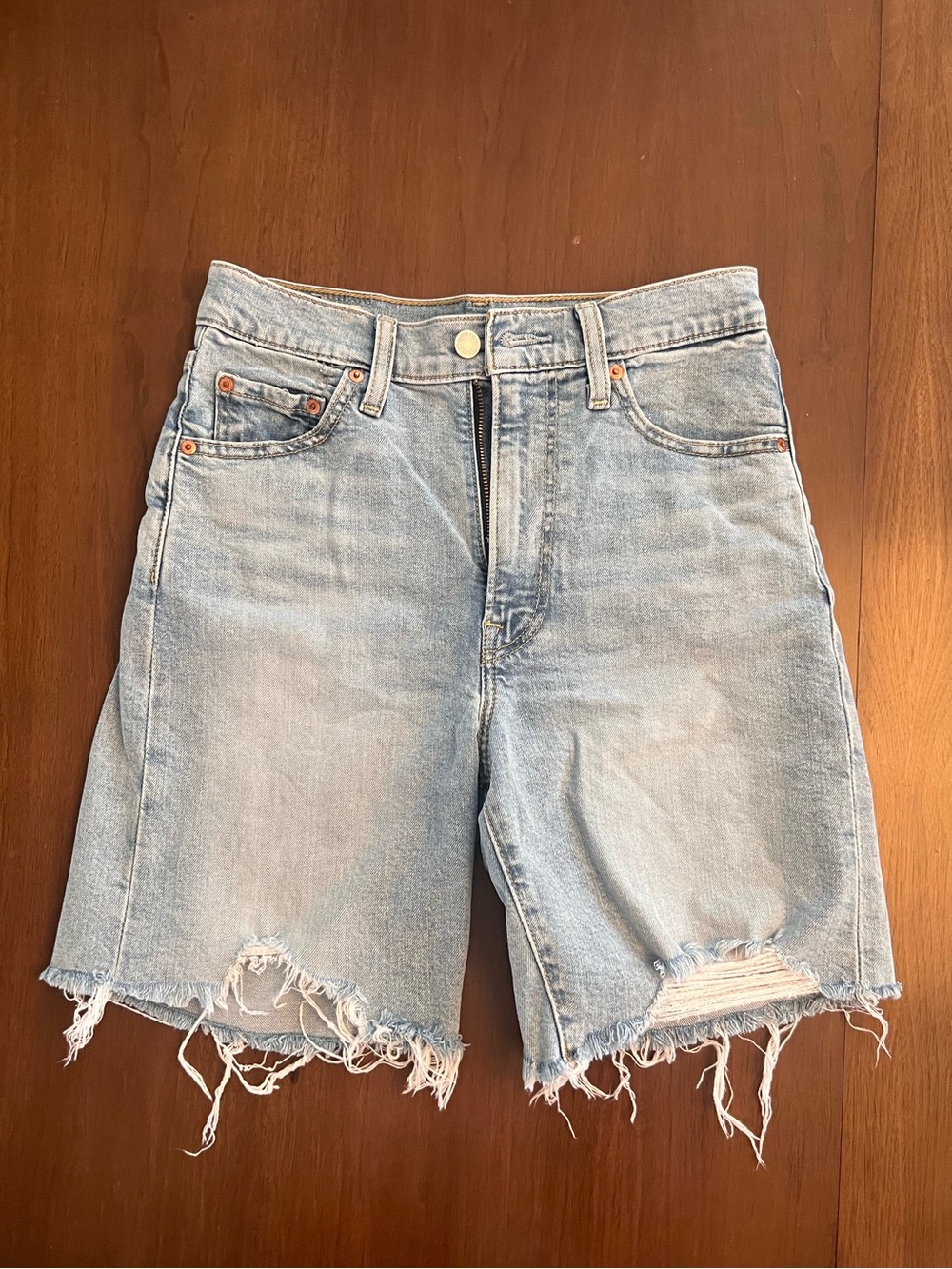 Levi’s Distressed Denim Shorts light wash ribcage Bermuda